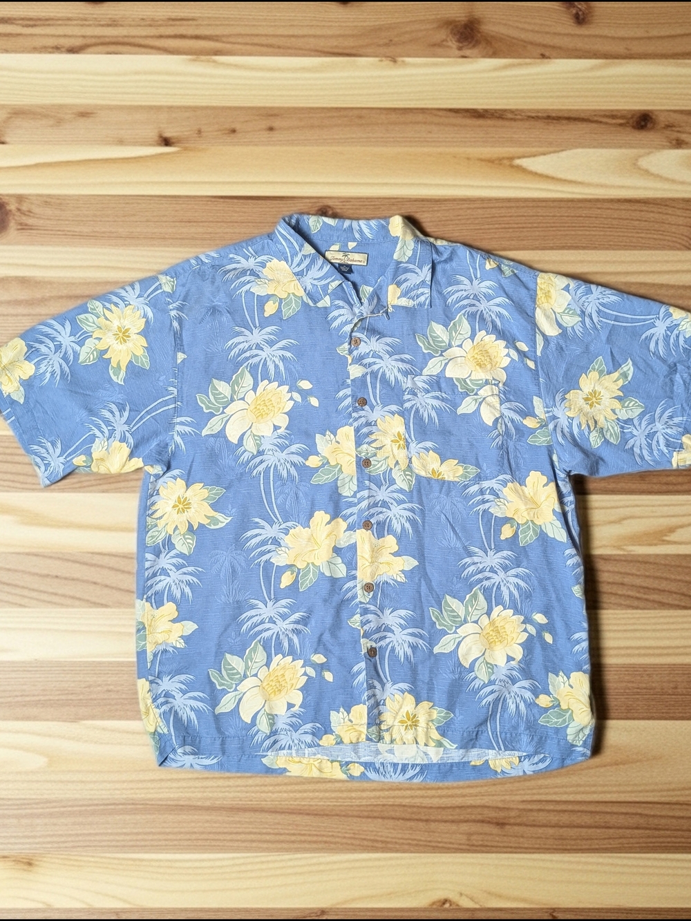 Tommy Bahama Men's XL Blue Floral Palm Hawaiian 100% Silk Woven Button-Up Shirt